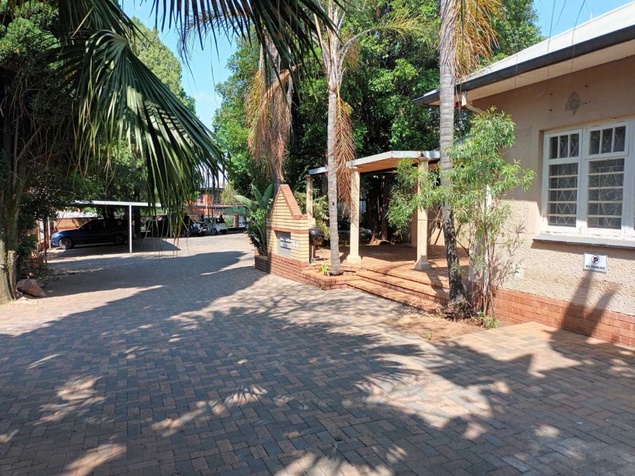 To Let 1 Bedroom Property for Rent in Menlo Park Gauteng