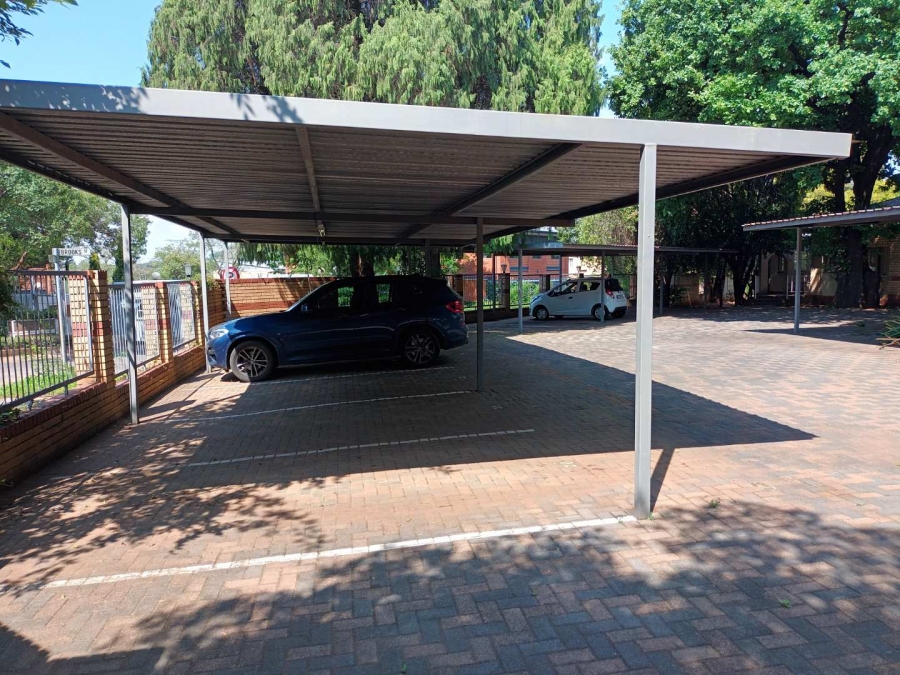 To Let 1 Bedroom Property for Rent in Menlo Park Gauteng