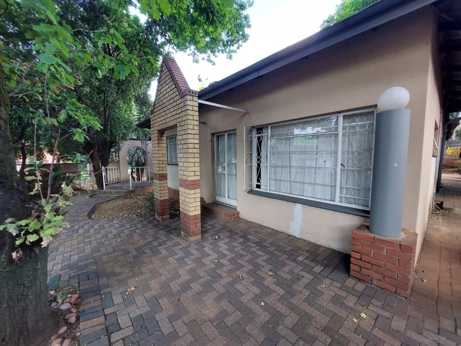 To Let 1 Bedroom Property for Rent in Menlo Park Gauteng