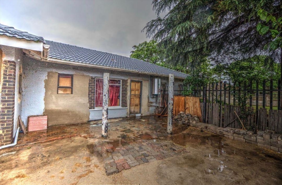 7 Bedroom Property for Sale in Cresslawn Gauteng