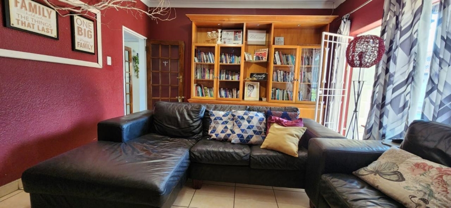 4 Bedroom Property for Sale in Alberante Gauteng