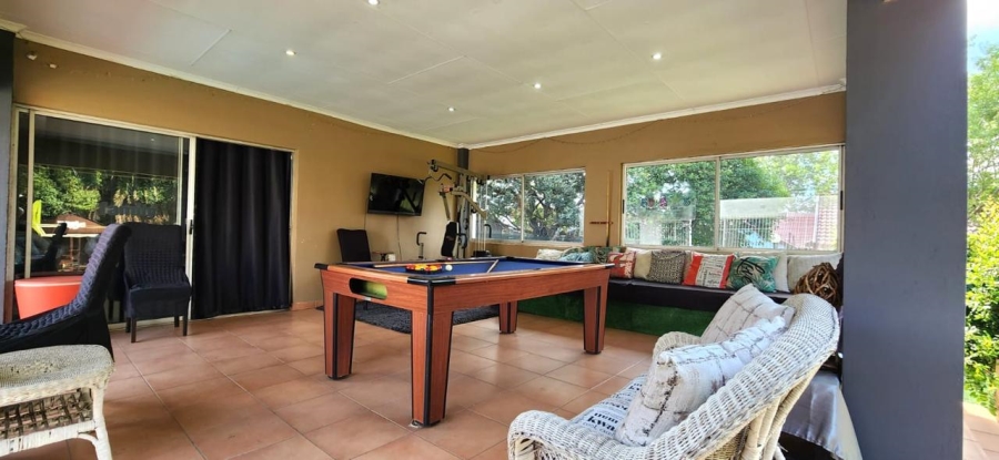 4 Bedroom Property for Sale in Alberante Gauteng