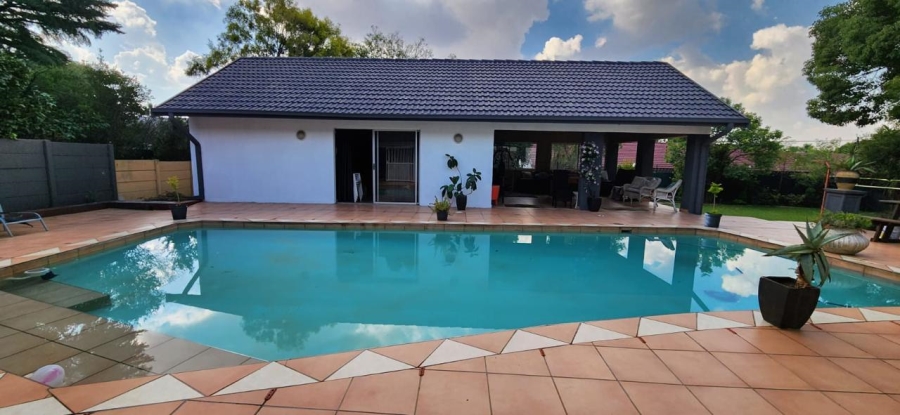 4 Bedroom Property for Sale in Alberante Gauteng