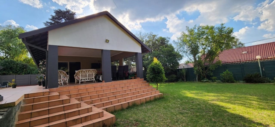 4 Bedroom Property for Sale in Alberante Gauteng