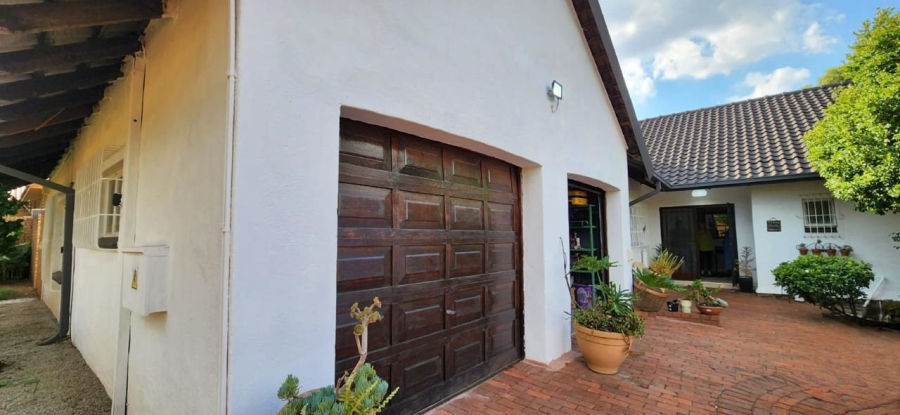 4 Bedroom Property for Sale in Alberante Gauteng