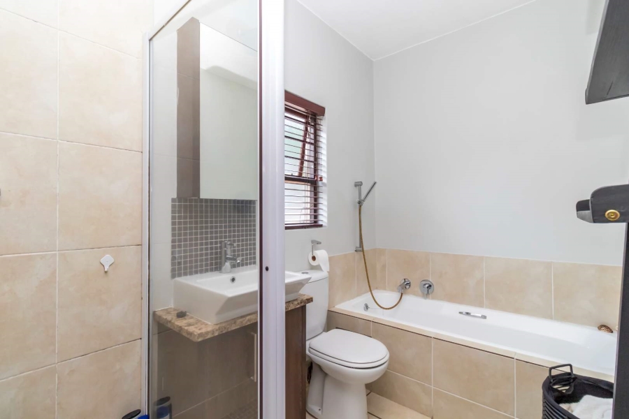 To Let 1 Bedroom Property for Rent in Witkoppen Gauteng