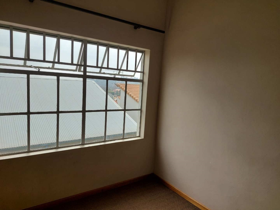 To Let 1 Bedroom Property for Rent in Houghton Gauteng