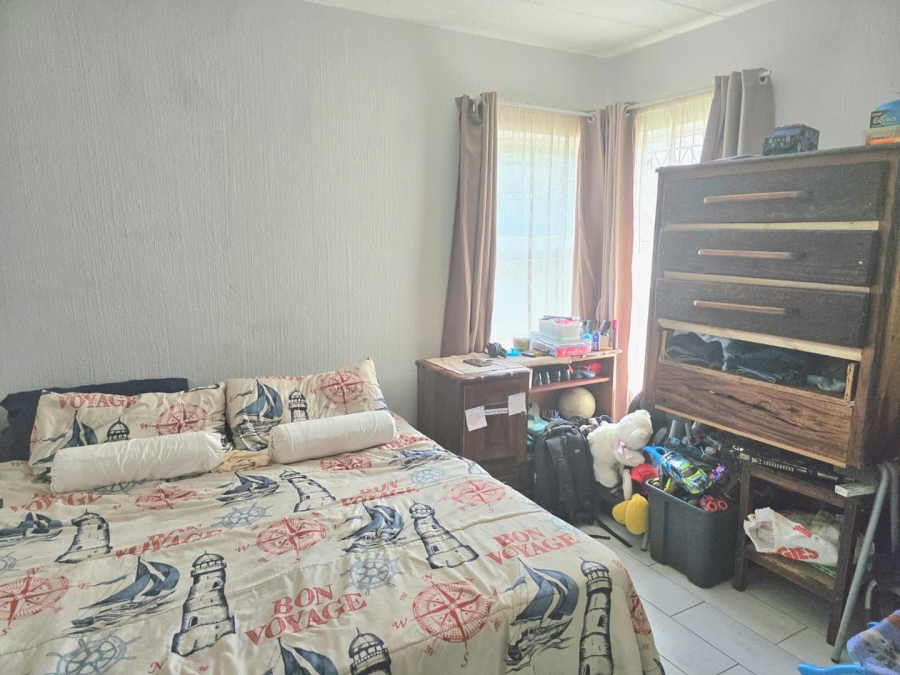 To Let 2 Bedroom Property for Rent in Raceview Gauteng