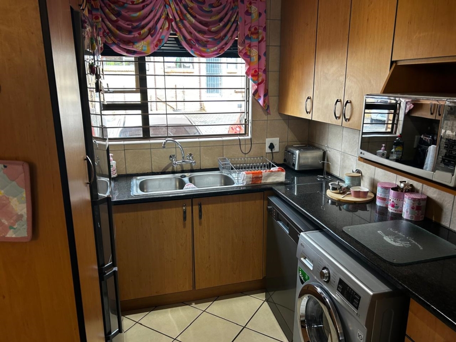 2 Bedroom Property for Sale in Florentia Gauteng