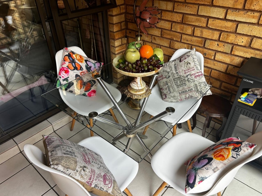 2 Bedroom Property for Sale in Florentia Gauteng