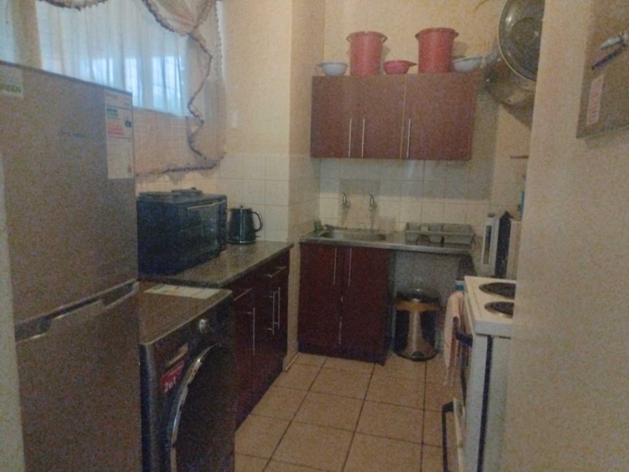 To Let 2 Bedroom Property for Rent in Silverton Gauteng