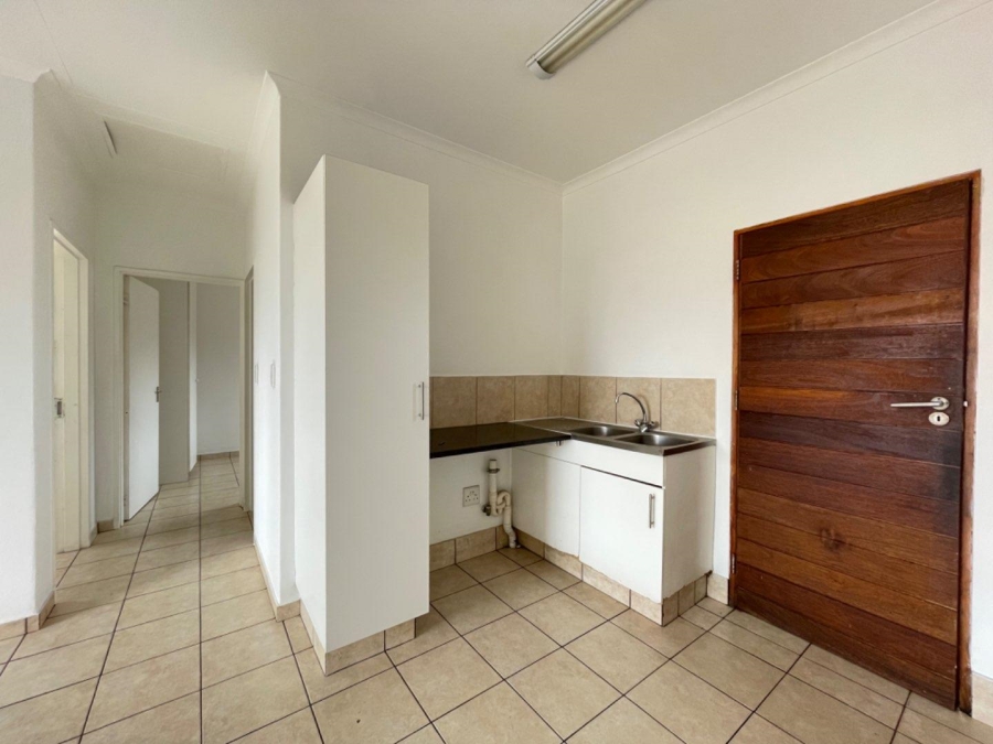 To Let 2 Bedroom Property for Rent in Edenvale Gauteng