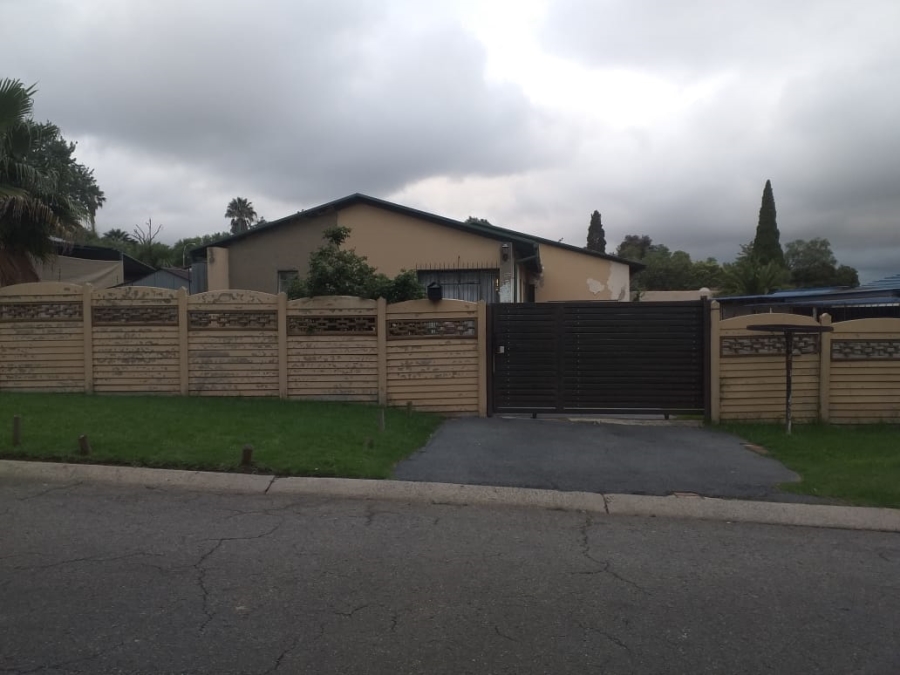 2 Bedroom Property for Sale in Kempton Park West Gauteng