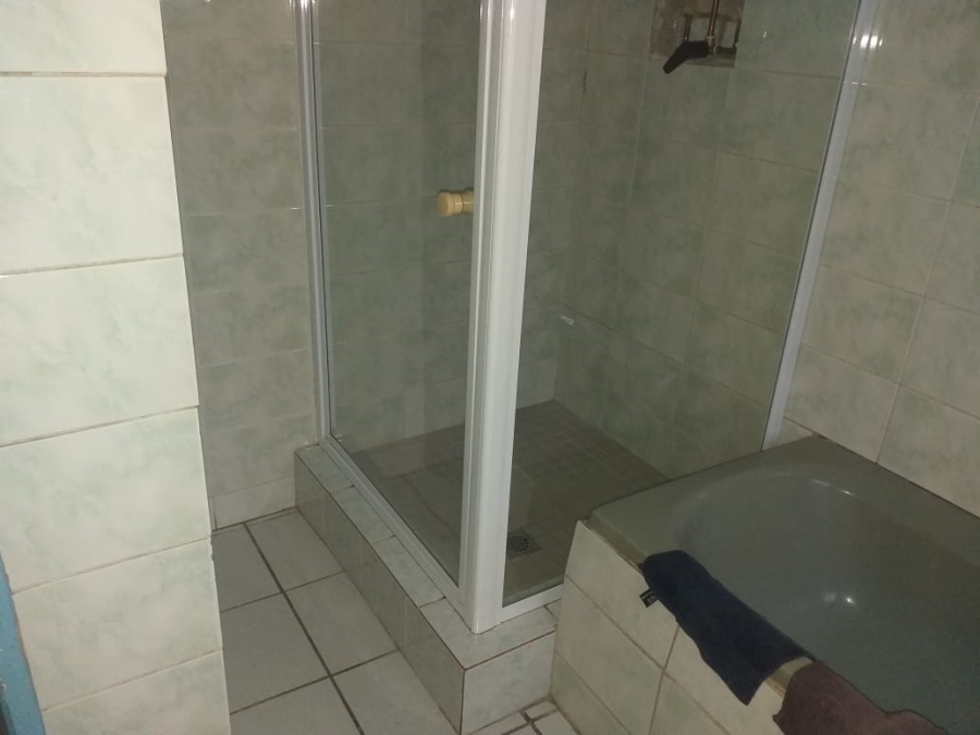 2 Bedroom Property for Sale in Kempton Park West Gauteng