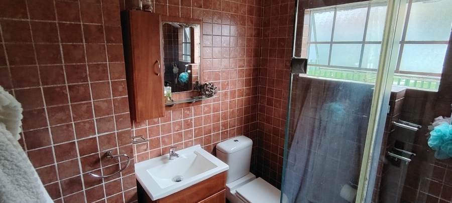 1 Bedroom Property for Sale in Linmeyer Gauteng