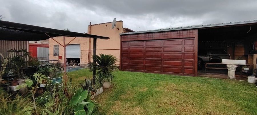 3 Bedroom Property for Sale in Unigray Gauteng