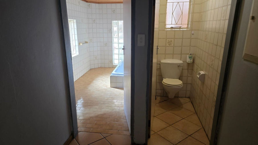 To Let 2 Bedroom Property for Rent in Laezonia Gauteng