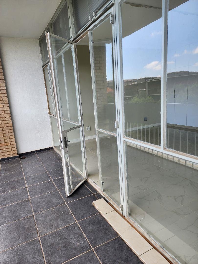 1 Bedroom Property for Sale in Parktown Gauteng