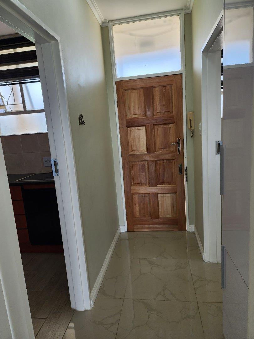 1 Bedroom Property for Sale in Parktown Gauteng