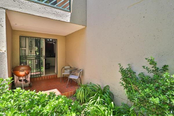 1 Bedroom Property for Sale in Bryanston Gauteng