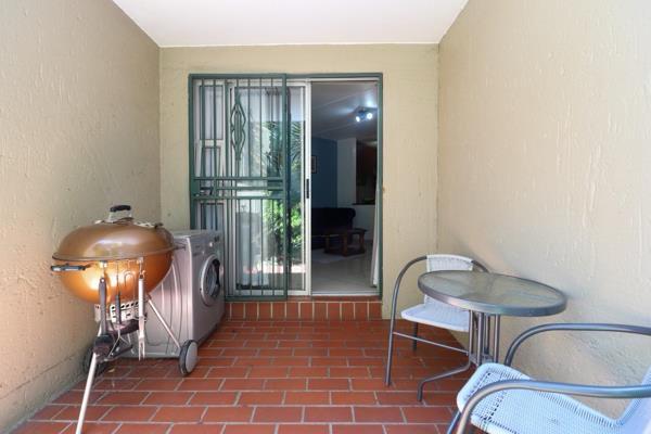 1 Bedroom Property for Sale in Bryanston Gauteng