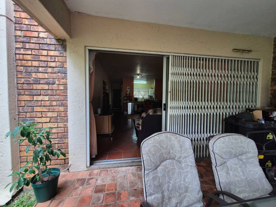 2 Bedroom Property for Sale in Moreleta Park Gauteng