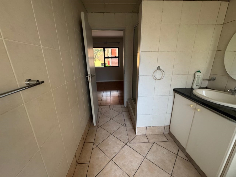 To Let 3 Bedroom Property for Rent in Bedfordview Gauteng