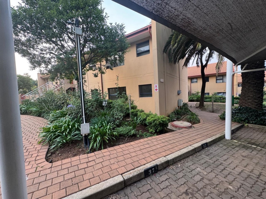 To Let 3 Bedroom Property for Rent in Bedfordview Gauteng