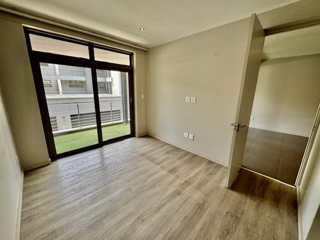 To Let 2 Bedroom Property for Rent in Illovo Gauteng