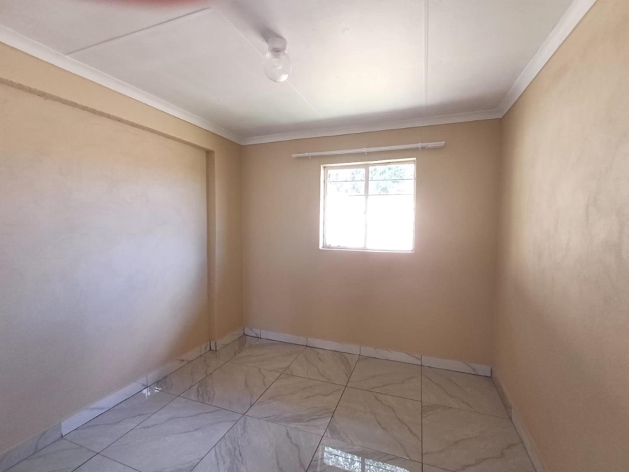 2 Bedroom Property for Sale in Maraisburg Gauteng