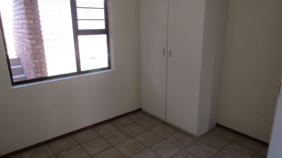 To Let 2 Bedroom Property for Rent in Noordhang Gauteng