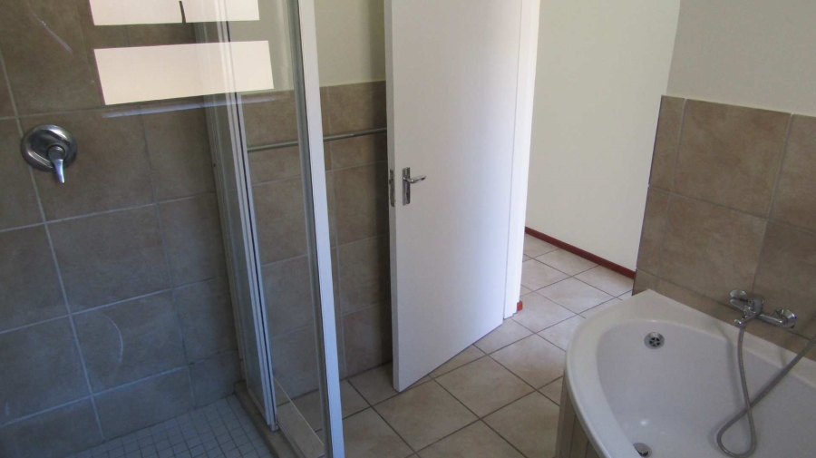 To Let 2 Bedroom Property for Rent in Noordhang Gauteng