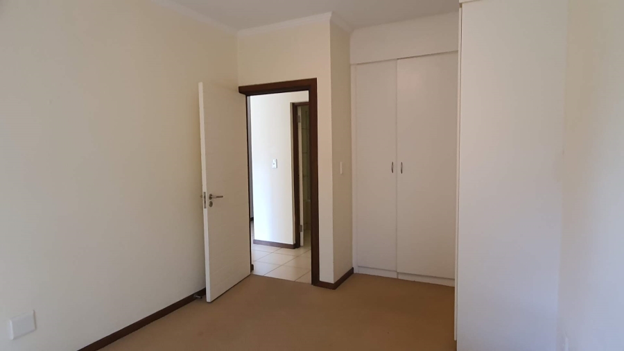 1 Bedroom Property for Sale in Jackal Creek Golf Estate Gauteng