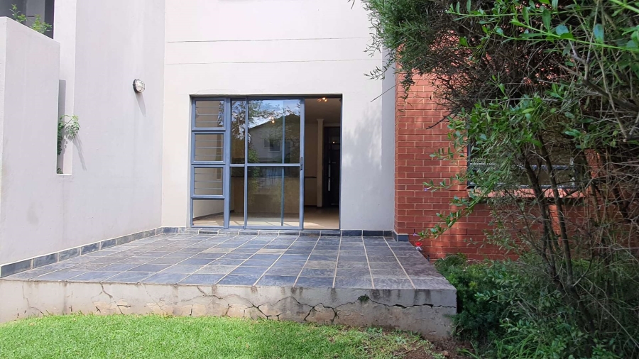 1 Bedroom Property for Sale in Jackal Creek Golf Estate Gauteng