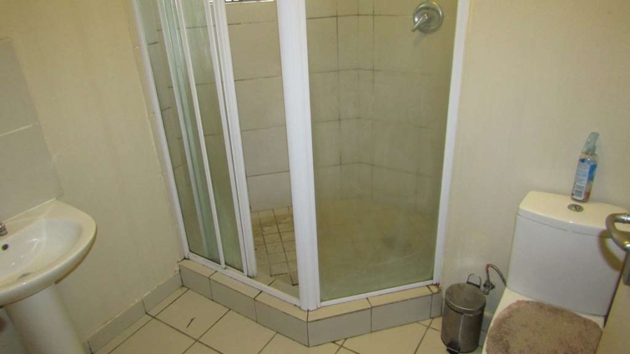 To Let 1 Bedroom Property for Rent in Richmond Gauteng