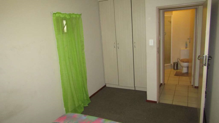 To Let 1 Bedroom Property for Rent in Richmond Gauteng