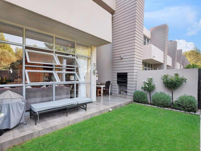 To Let 2 Bedroom Property for Rent in Bryanston Gauteng