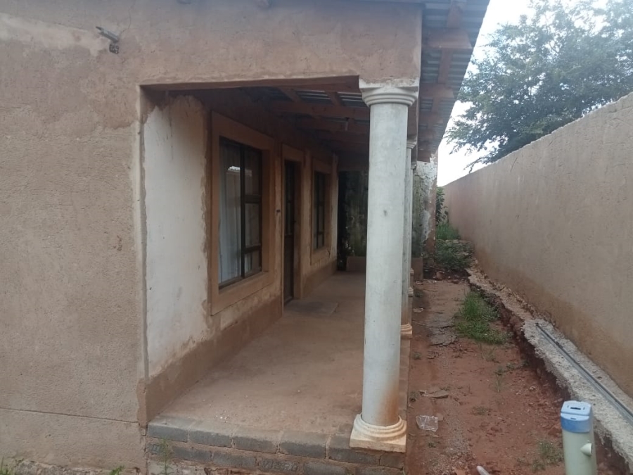 2 Bedroom Property for Sale in Mamelodi West Gauteng