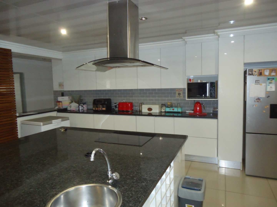 3 Bedroom Property for Sale in Rietfontein Gauteng