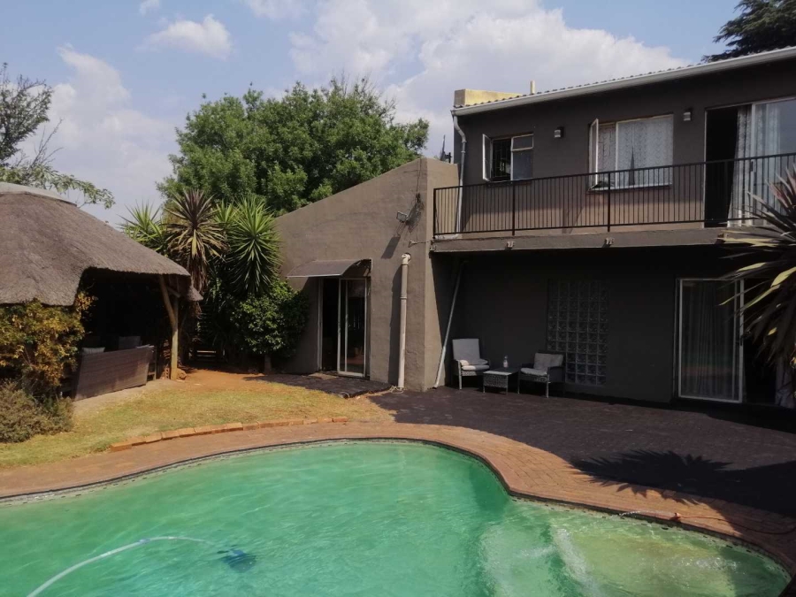 4 Bedroom Property for Sale in Esther Park Gauteng