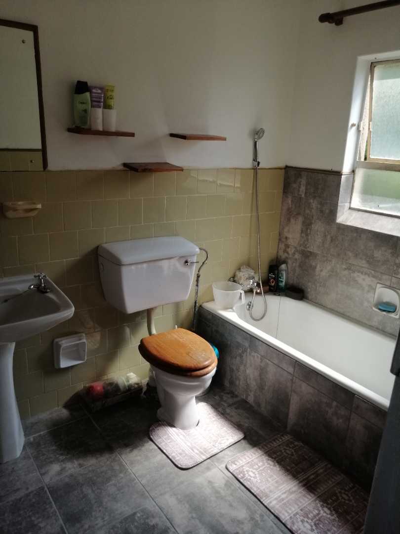 4 Bedroom Property for Sale in Esther Park Gauteng