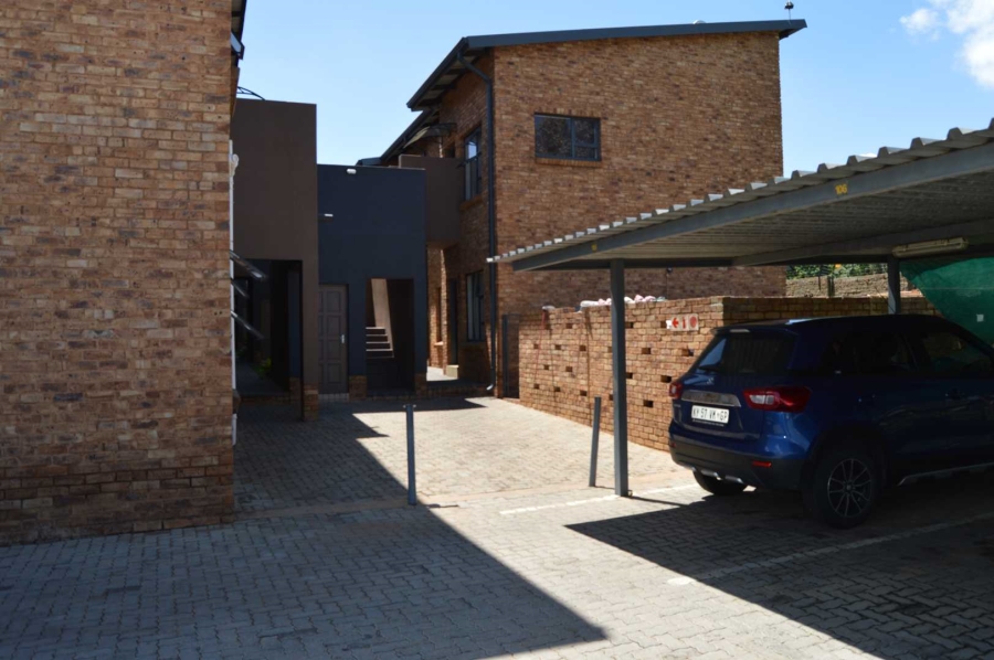 3 Bedroom Property for Sale in Alrode Gauteng