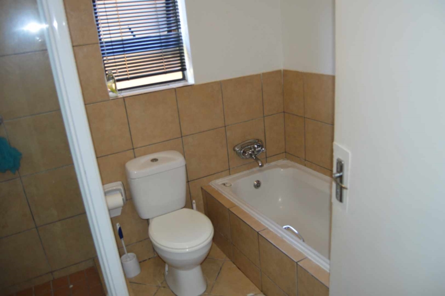 3 Bedroom Property for Sale in Alrode Gauteng