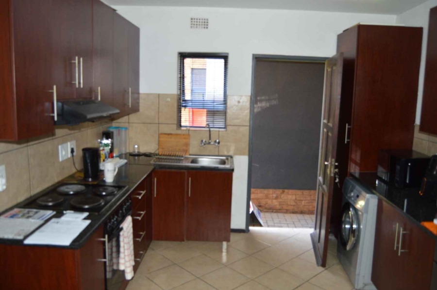 3 Bedroom Property for Sale in Alrode Gauteng