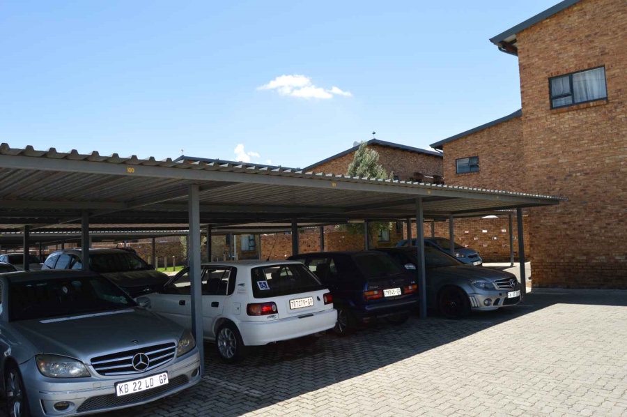 3 Bedroom Property for Sale in Alrode Gauteng