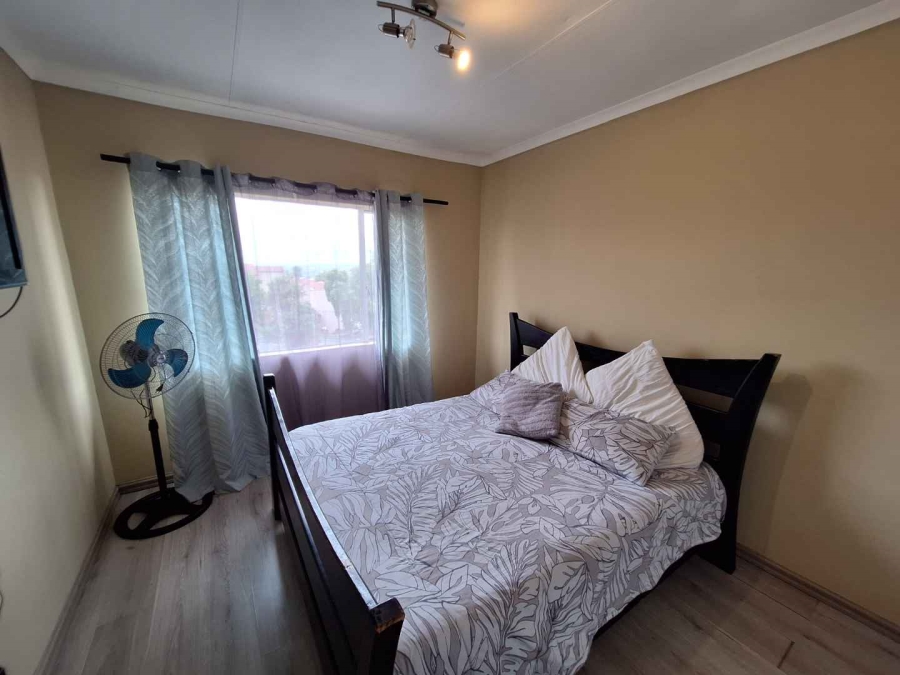 To Let 2 Bedroom Property for Rent in North Riding Gauteng