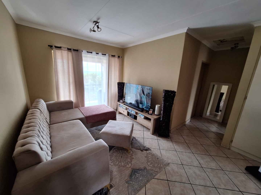 To Let 2 Bedroom Property for Rent in North Riding Gauteng