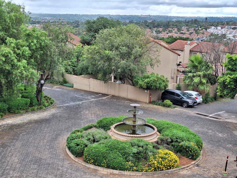 To Let 2 Bedroom Property for Rent in North Riding Gauteng