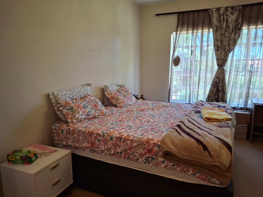 To Let 2 Bedroom Property for Rent in Sandown Gauteng