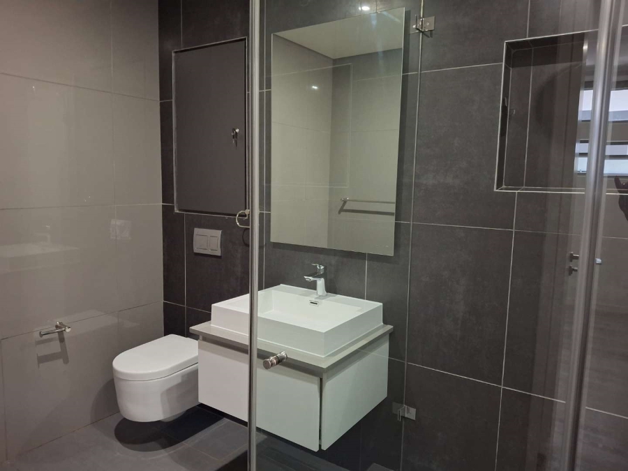 To Let 2 Bedroom Property for Rent in Illovo Gauteng